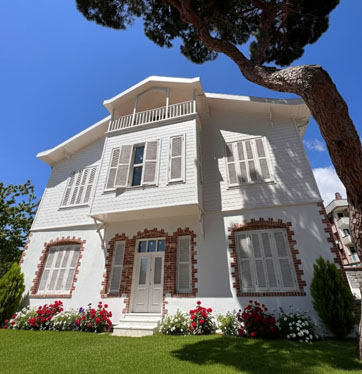 Üsküdar Altunizade Kagir Ahşap Köşk Restorasyon Uygulaması-2